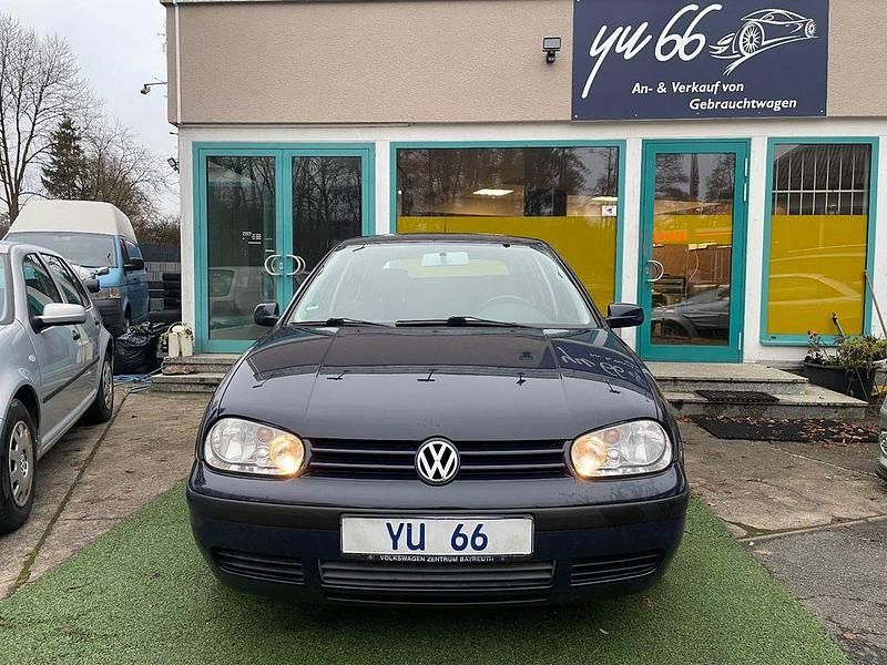 Blau Gebraucht 2002 VW Golf IV Basis Limousine | 2.990 € (Fairer Preis) - Bild 1/4