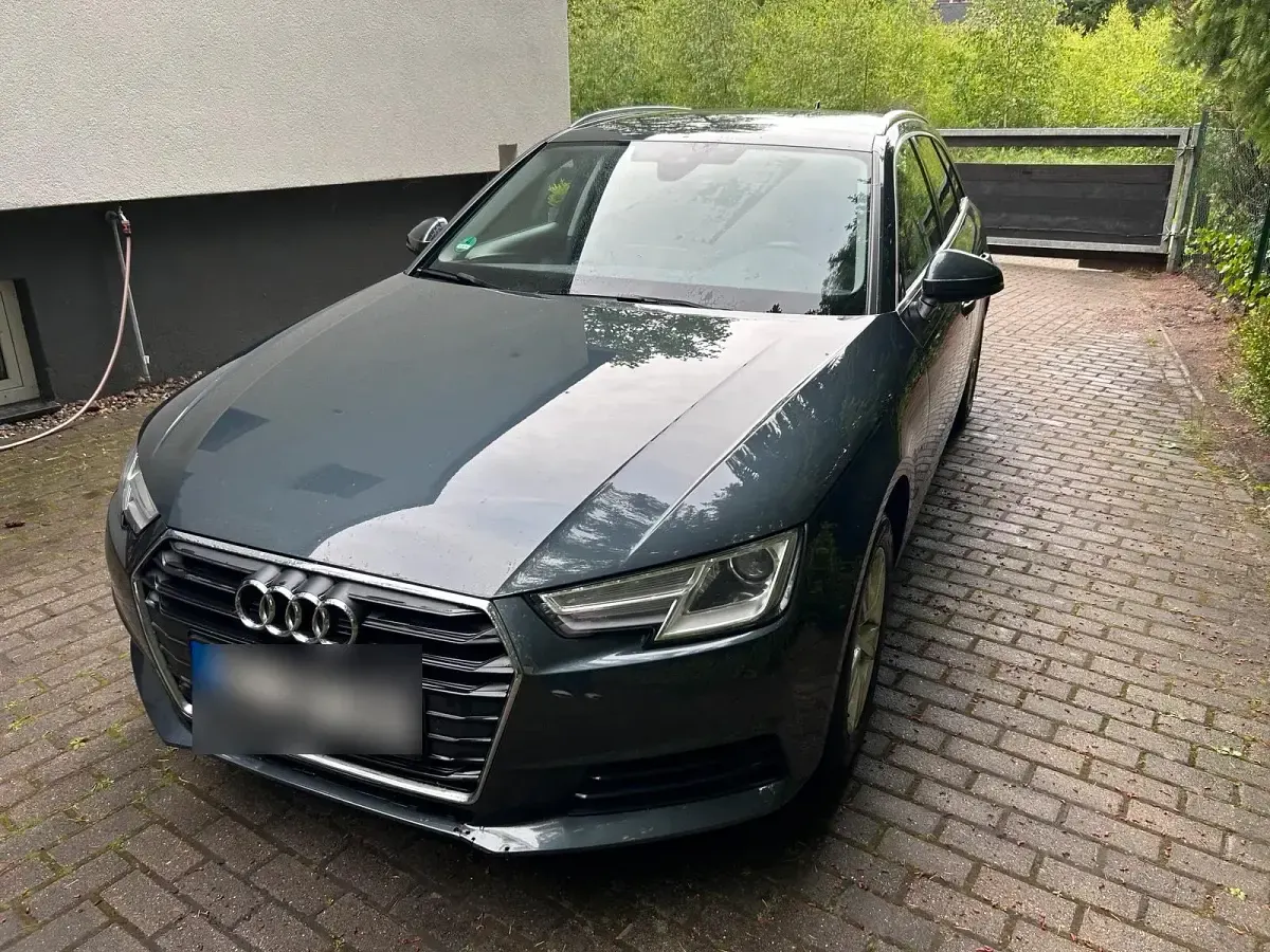 Gebraucht Audi A4 150 PS (110 kW) 2016 Grau Kombi