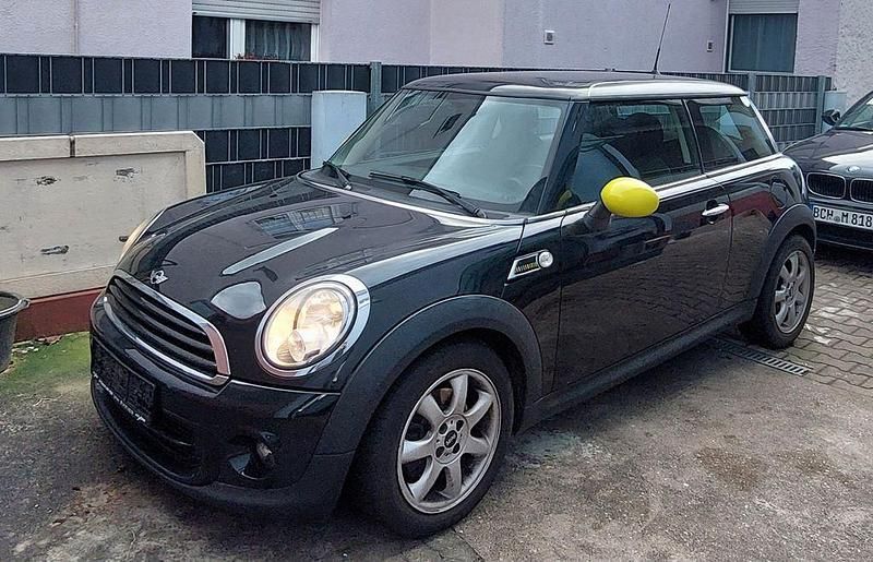 Second-hand Mini ONE 98 CP (72 kW) 2013 Negru Hatchback