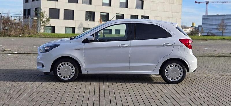 Gebraucht Ford Ka 71 PS (52 kW) 2018 Weiß Limousine