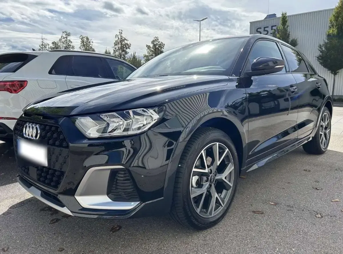 Gebraucht Audi A1 150 PS (110 kW) 2024 Schwarz SUV