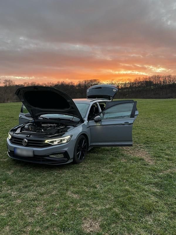 Gebraucht VW Passat R-line Edition 272 PS (200 kW) 2019 Grau Kombi