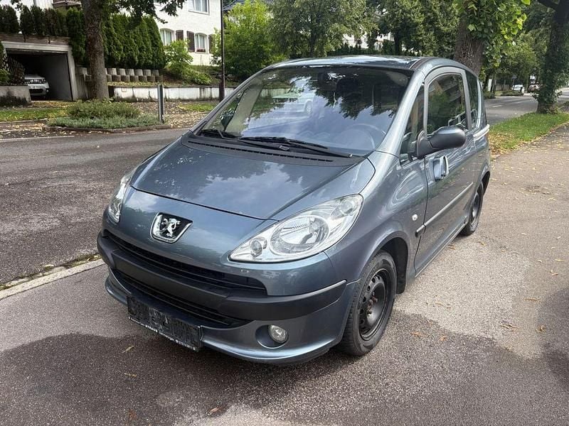 Grau Gebraucht 2006 Peugeot 1007 Premium Kleinwagen | 600 € (Superpreis) - Bild 1/4