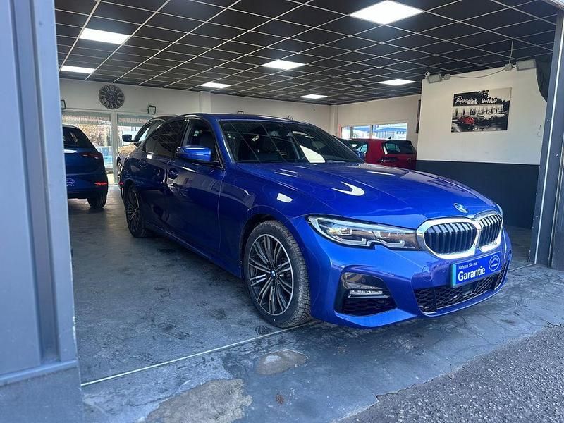 Gebraucht BMW 320 M Sport 190 PS (139 kW) 2019 Blau Limousine