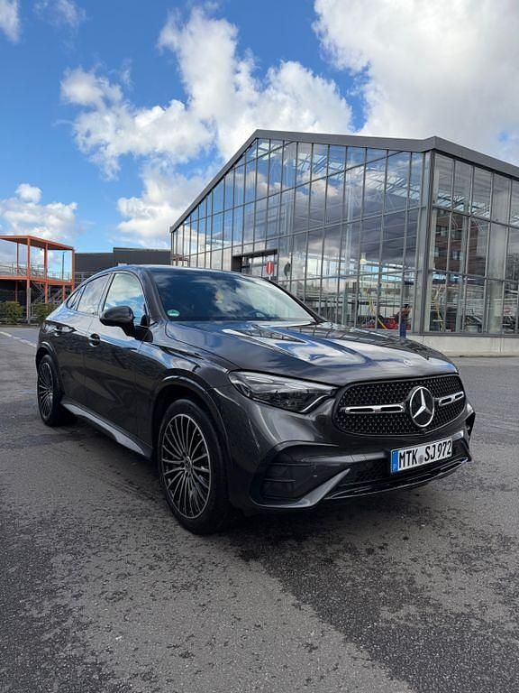 Gebraucht Mercedes GLC220 197 PS (144 kW) 2024 Coupé