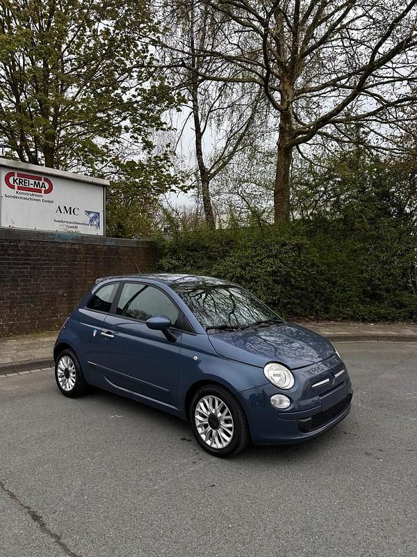Gebraucht Fiat 500 85 PS (62 kW) 2011 Blau Kleinwagen