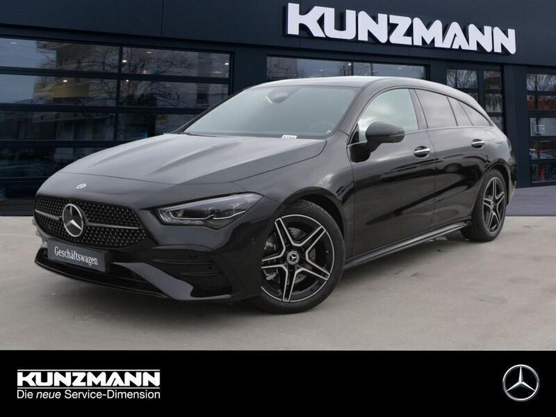 Kosmosschwarz metallic Gebraucht 2025 Mercedes CLA220 AMG Limousine | 44.690 € (Etwas zu teuer) - Bild 1/4