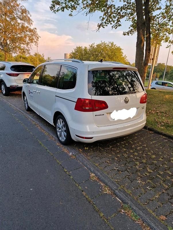 Gebraucht VW Sharan 177 PS (130 kW) 2014 Weiß Van / Kleinbus