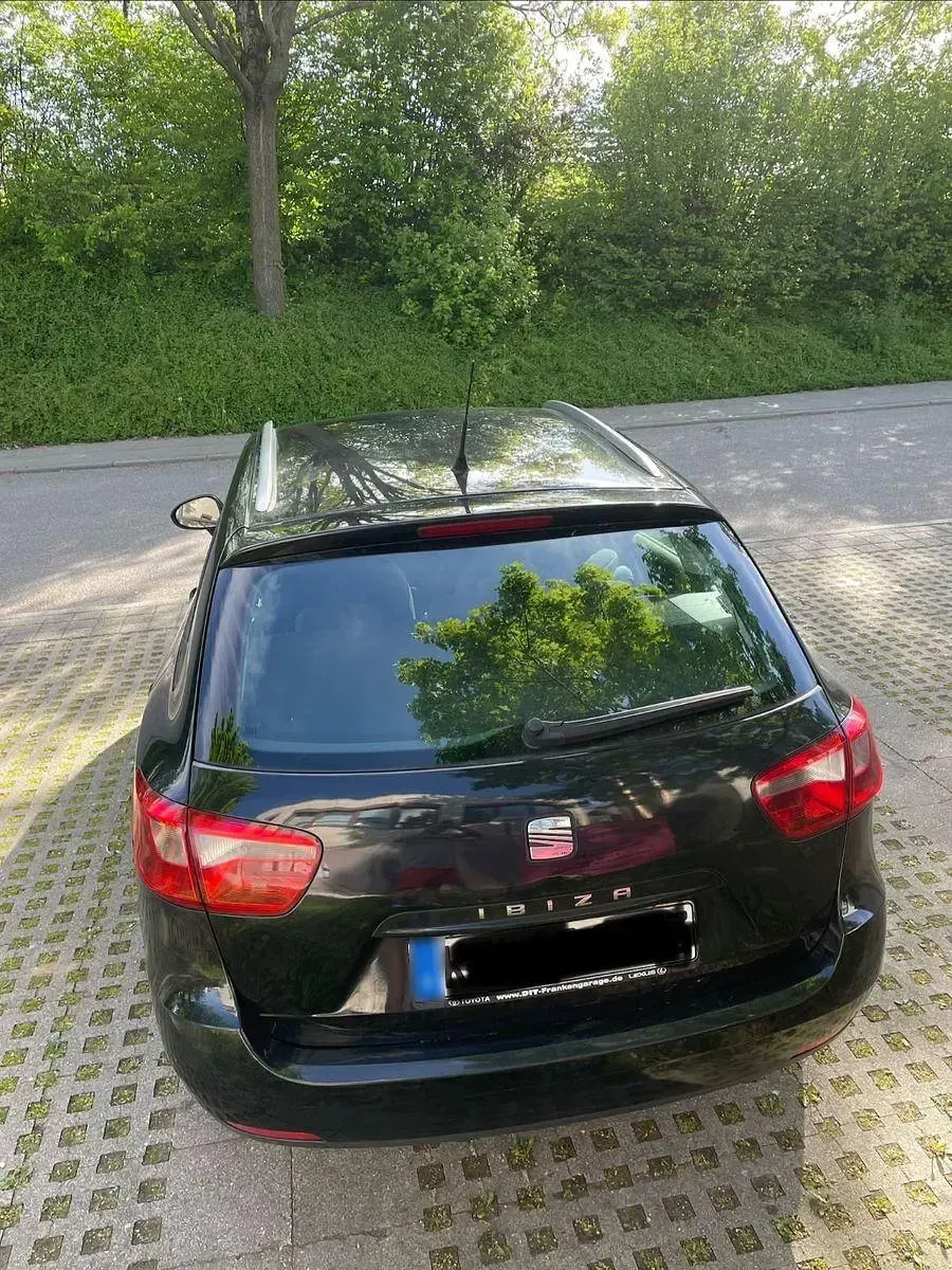 Second-hand Seat Ibiza ST Reference 75 CP (55 kW) 2010 Negru Break