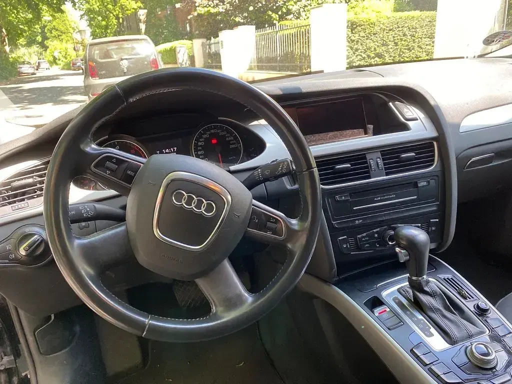 Gebraucht Audi A4 Ambition 143 PS (105 kW) 2011 Schwarz Kombi