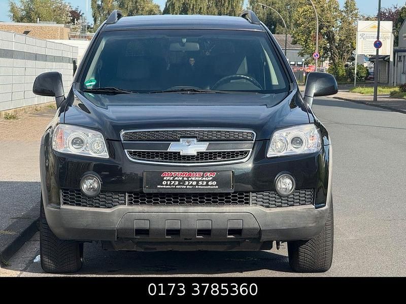 Gebraucht Chevrolet Captiva LS 136 PS (100 kW) 2011 Schwarz SUV