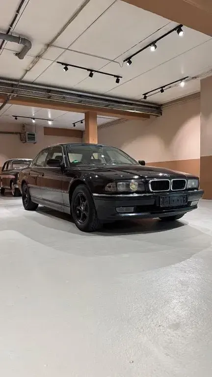 Gebraucht BMW 728 193 PS (141 kW) 1996 Schwarz Limousine