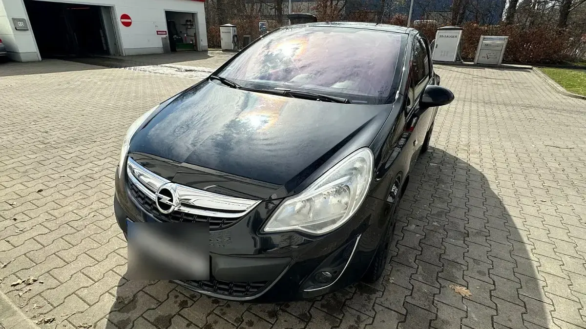 Gebraucht Opel Corsa 101 PS (74 kW) 2012 Schwarz Kleinwagen