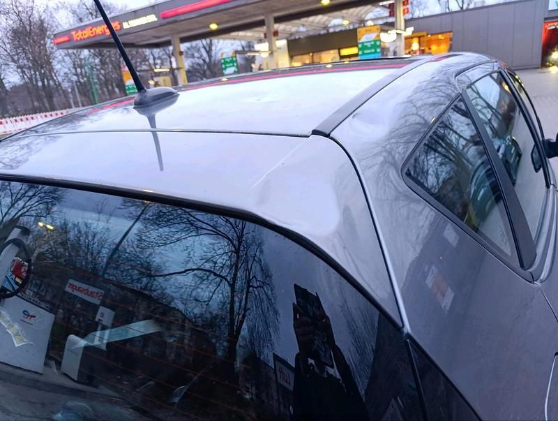 Gebraucht Mercedes A180 108 PS (79 kW) 2011 Grau Limousine