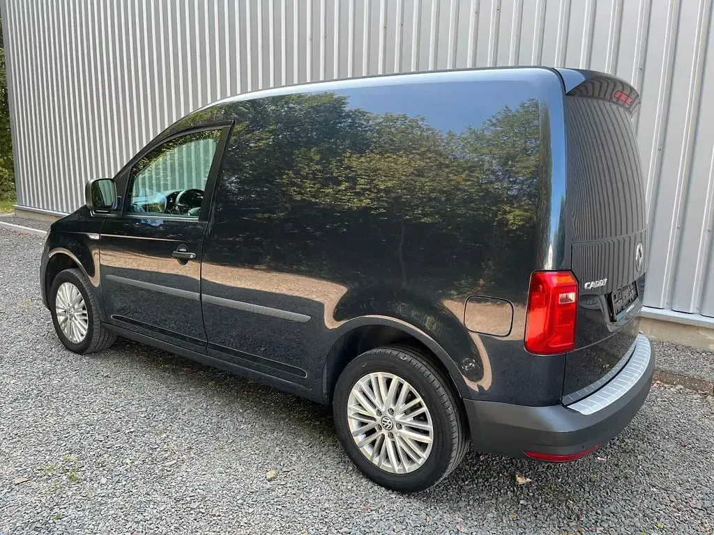 Gebraucht VW Caddy 102 PS (75 kW) 2016 Blau Van / Kleinbus