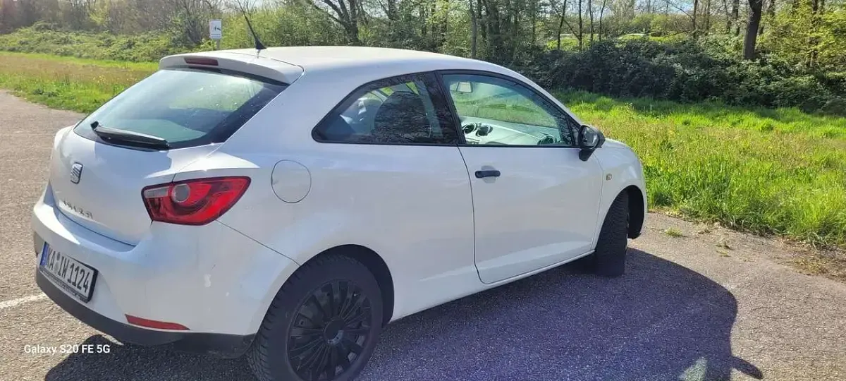Gebraucht Seat Ibiza 60 PS (44 kW) 2011 Weiß Limousine