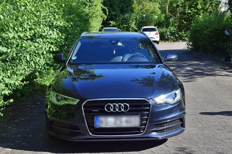 Blau Gebraucht 2014 Audi A6 S-Line Kombi | 11.500 € (Guter Preis) - Bild 1/4