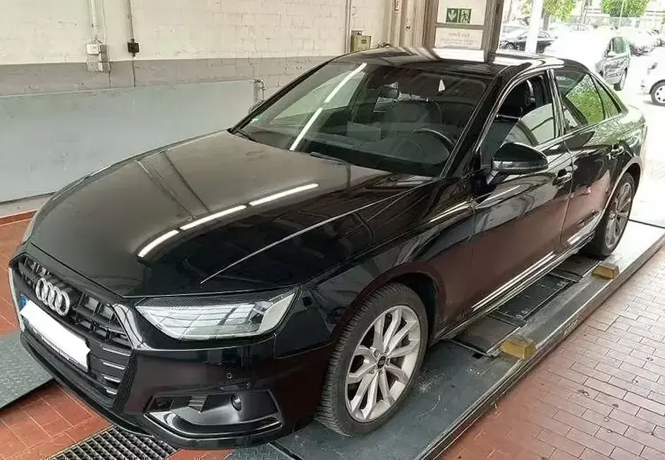 Gebraucht Audi A4 Advanced Plus 204 PS (150 kW) 2022 Limousine