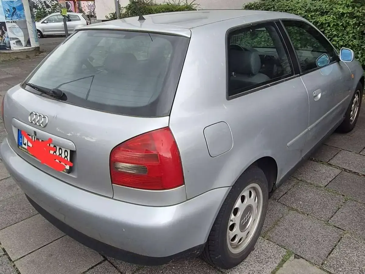 Gebraucht Audi A3 Attraction 101 PS (74 kW) 1999 Grau Kleinwagen