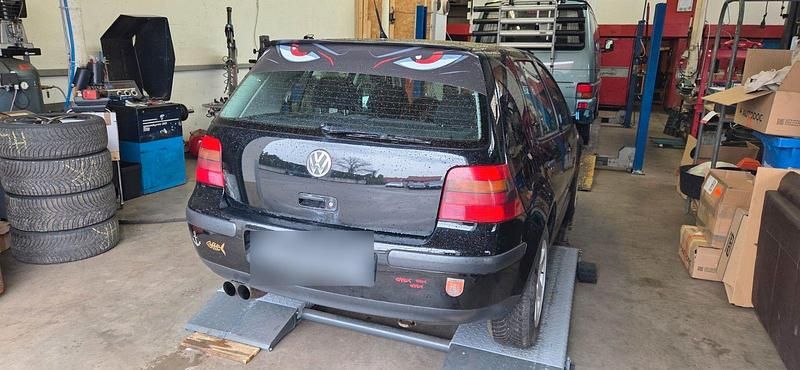 Gebraucht VW Golf III Basis 75 PS (55 kW) 1999 Schwarz Limousine