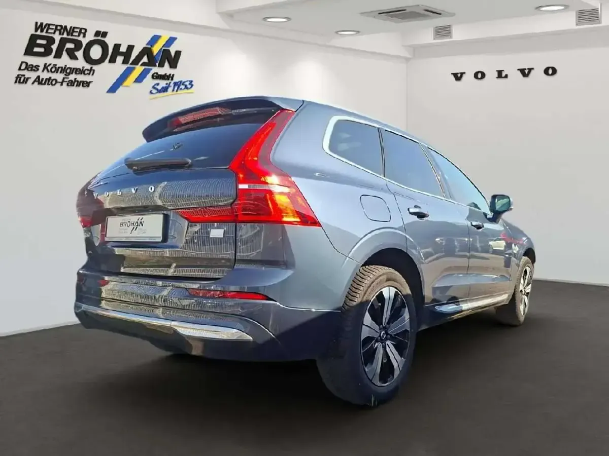 Gebraucht Volvo XC60 Inscription 398 PS (292 kW) 2022 Denim blue / metallic SUV
