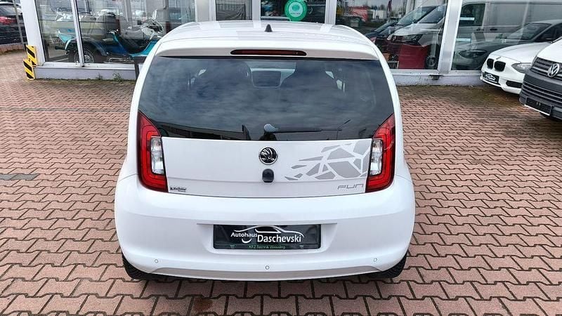 Gebraucht Skoda Citigo Fun 60 PS (44 kW) 2017 Weiß Kleinwagen