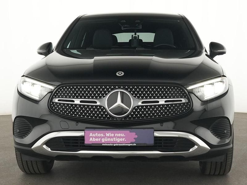 Gebraucht Mercedes GLC450 Avantgarde 367 PS (269 kW) 2024 Schwarz Limousine