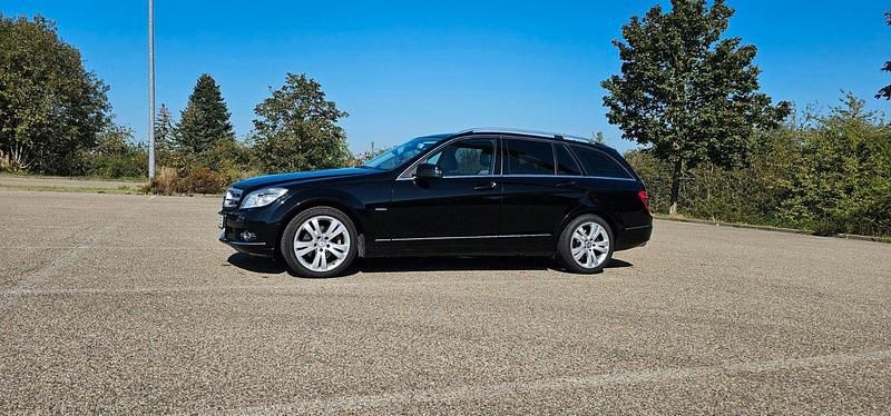 Gebraucht Mercedes C250 204 PS (150 kW) 2009 Schwarz Kombi