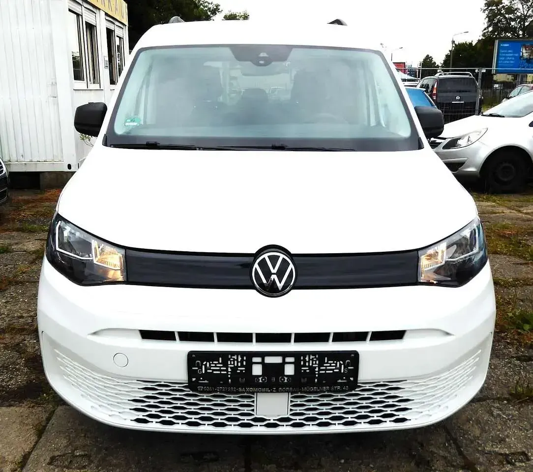 Gebraucht VW Caddy Maxi 102 PS (75 kW) 2022 Weiß Van / Kleinbus