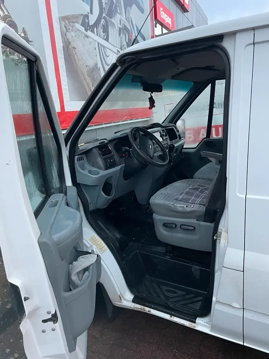 Second-hand Ford Transit 100 CP (73 kW) 2012 Alb Berlinǎ