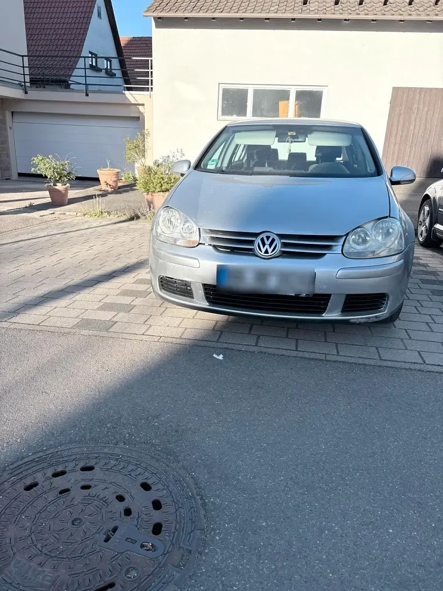 Gebraucht VW Golf V 75 PS (55 kW) 2005 Silber Kleinwagen