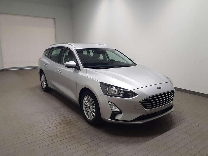 Gebraucht Ford Focus Titanium 125 PS (91 kW) 2021 Polarsilber metallic Kombi