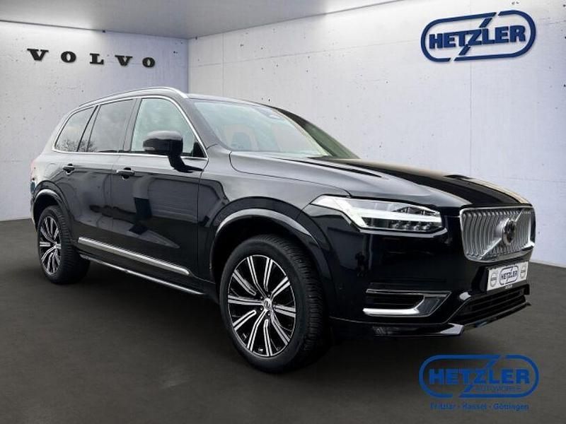 Gebraucht Volvo XC90 Ultimate 235 PS (172 kW) 2023 Onyx black / metallic SUV