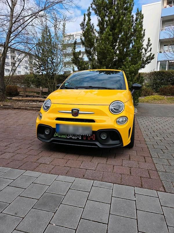 Gebraucht Abarth 595 Pista 195 PS (143 kW) 2020 Gelb Kleinwagen
