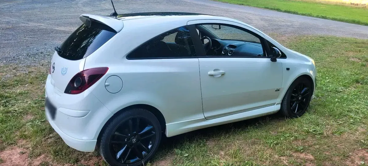 Gebraucht Opel Corsa OPC 90 PS (66 kW) 2014 Weiß Kleinwagen