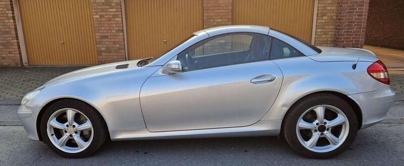 Gebraucht Mercedes SLK350 Premium 272 PS (200 kW) 2008 Silber Cabrio