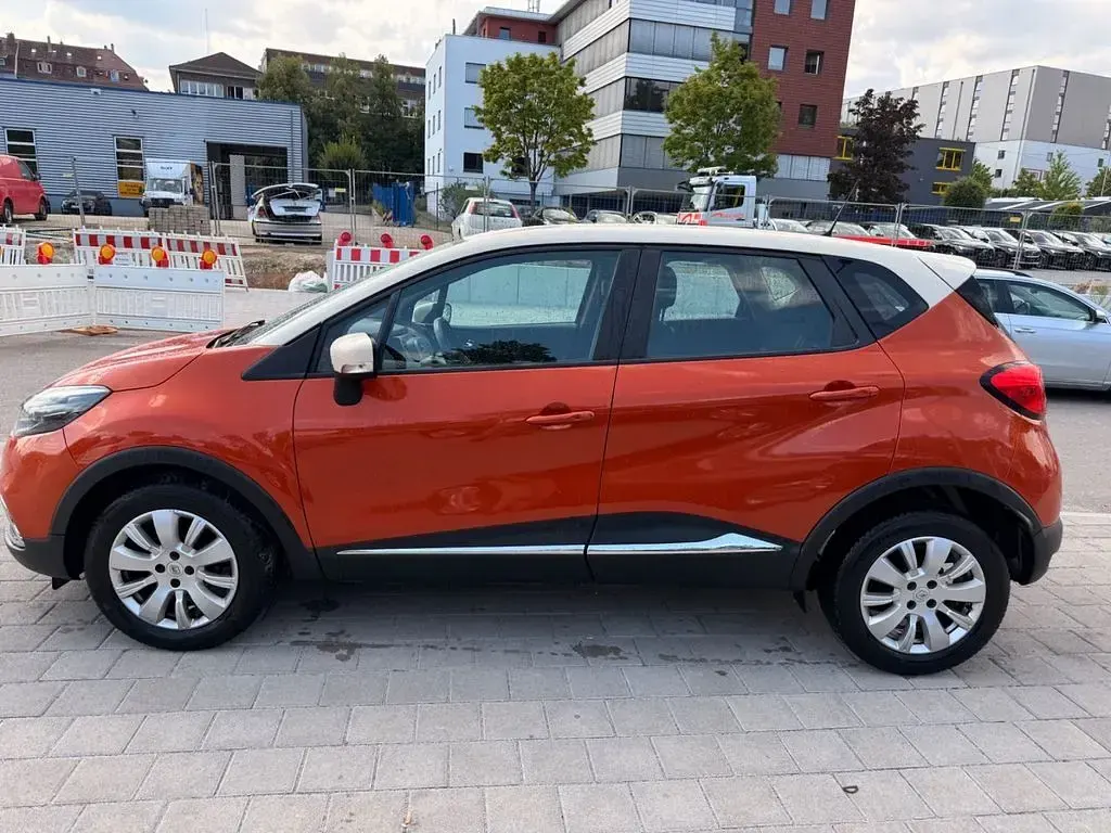 Gebraucht Renault Captur Experience 90 PS (66 kW) 2016 Orange enz d SUV