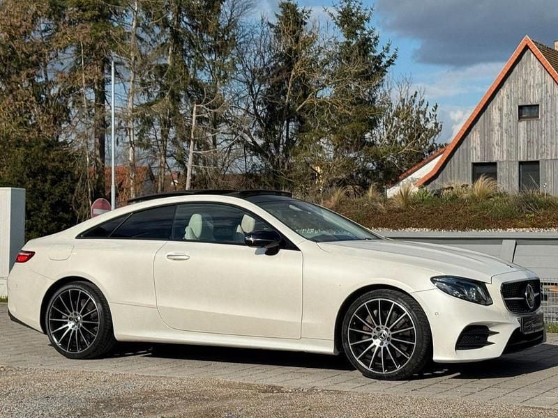 Gebraucht Mercedes E400 AMG line 333 PS (244 kW) 2017 Weiß Coupé