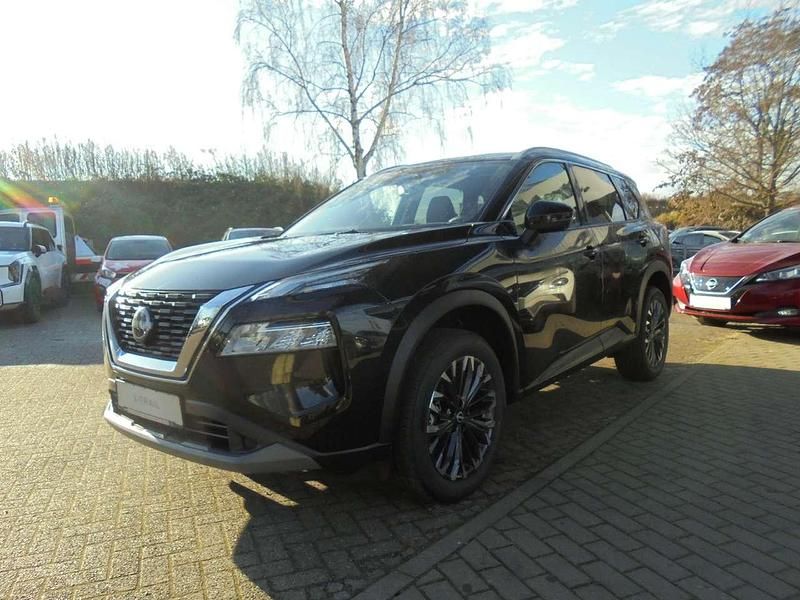 Neu Nissan X-Trail N-Connecta 163 PS (119 kW) 2025 Diamond black SUV