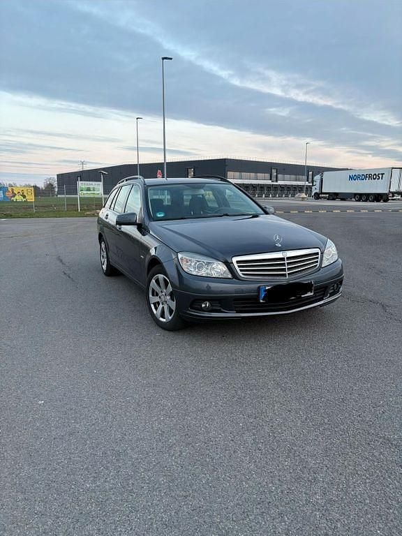 Second-hand Mercedes C200 136 CP (100 kW) 2010 Gri Break