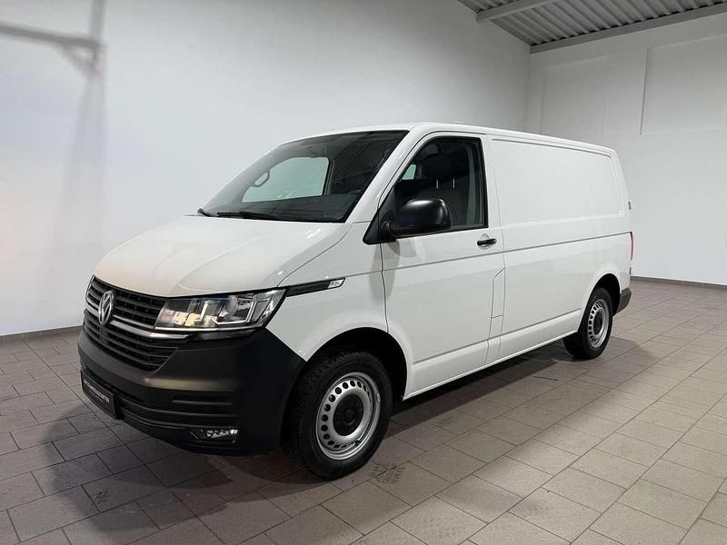 Candy weiß Gebraucht 2021 VW Transporter Van | 30.990 € (Fairer Preis) - Bild 1/4
