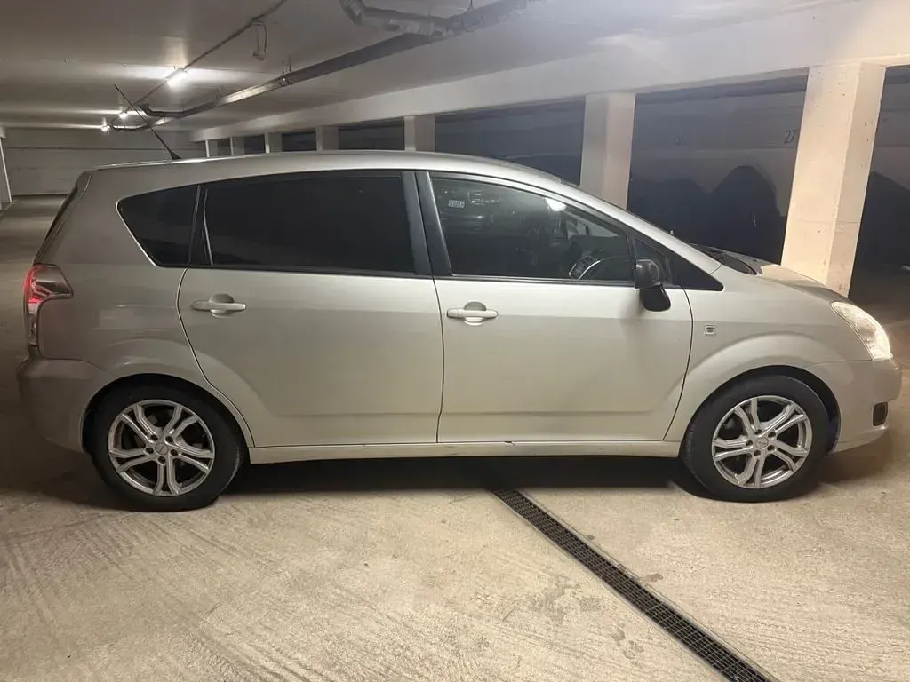 Gebraucht Toyota Corolla Verso Executive 129 PS (94 kW) 2008 Beige Van / Kleinbus
