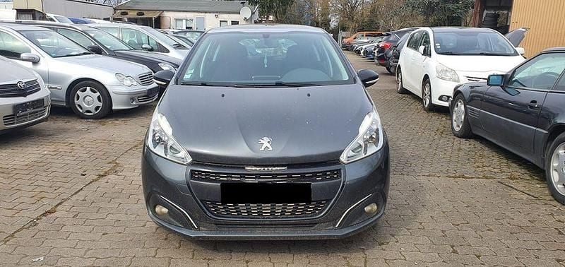 Gebraucht Peugeot 208 Active 82 PS (60 kW) 2017 Grau Kleinwagen