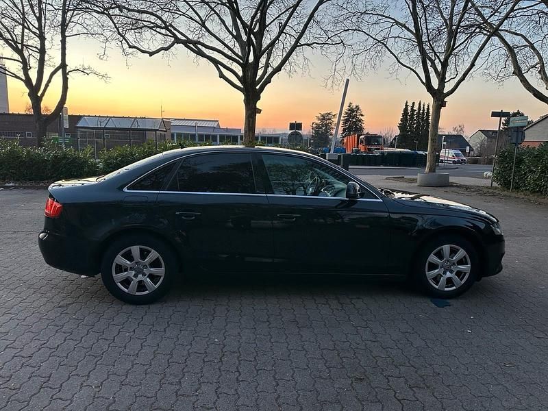 Gebraucht Audi A4 Comfort 160 PS (117 kW) 2009 Schwarz Limousine
