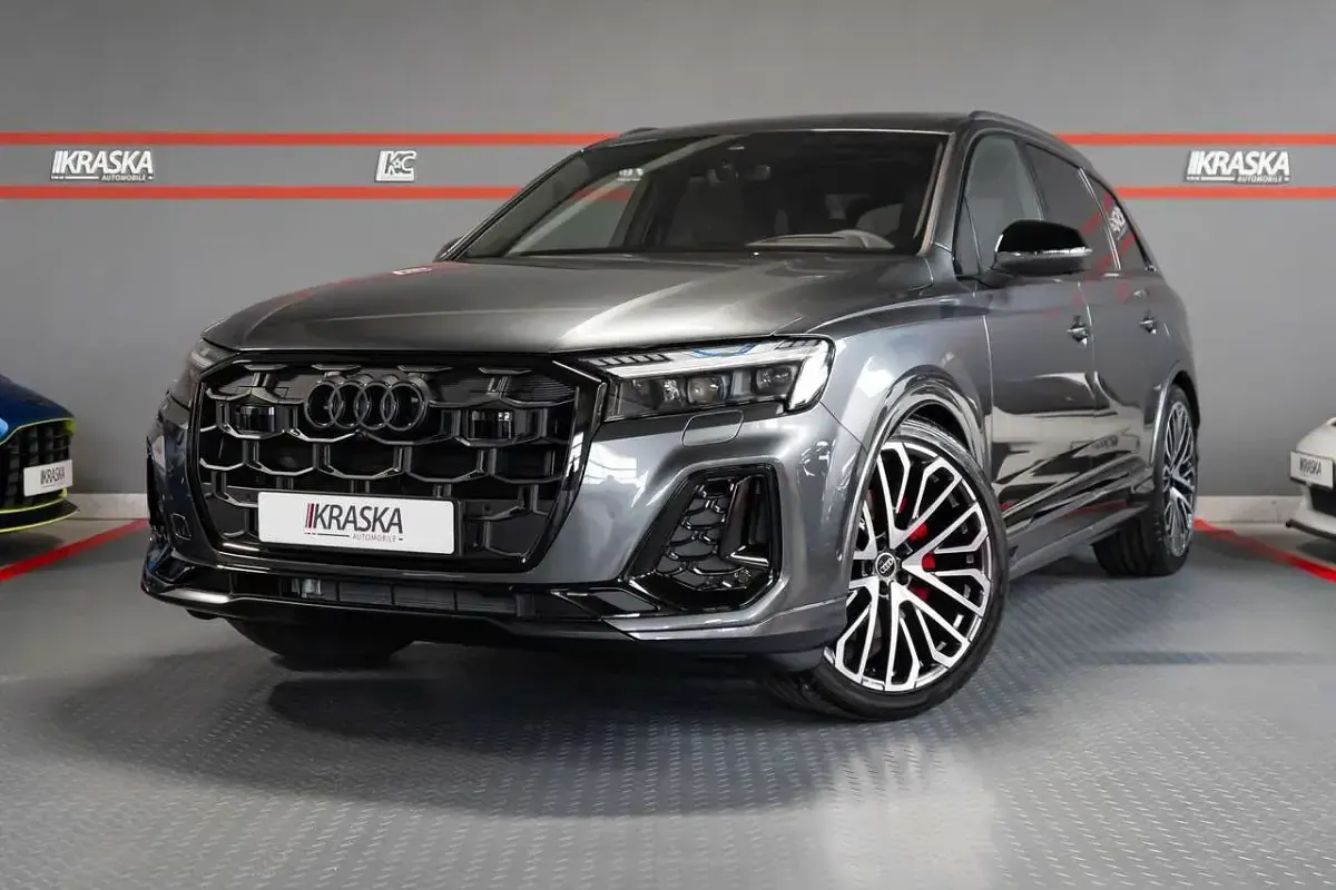 Gebraucht Audi Q7 S-Line 286 PS (210 kW) 2025 Daytonagrau perleffekt SUV