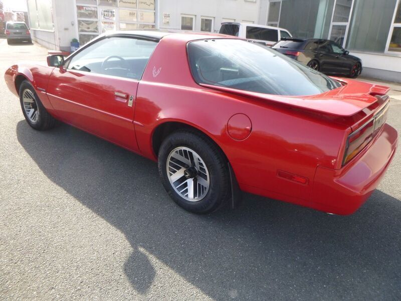 Gebraucht Pontiac Firebird 140 PS (102 kW) 1991 Rot Coupé