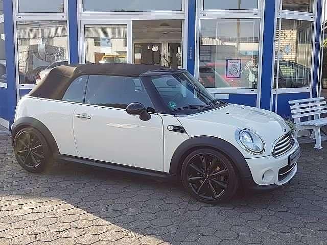 Gebraucht Mini Cooper Cabriolet 122 PS (89 kW) 2012 Weiß Cabrio