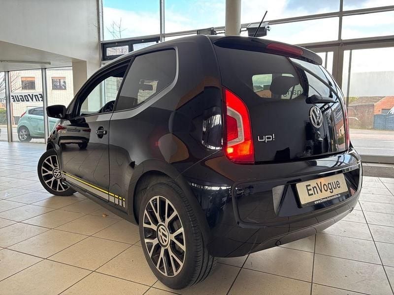Gebraucht VW up! 75 PS (55 kW) 2015 Schwarz Kleinwagen