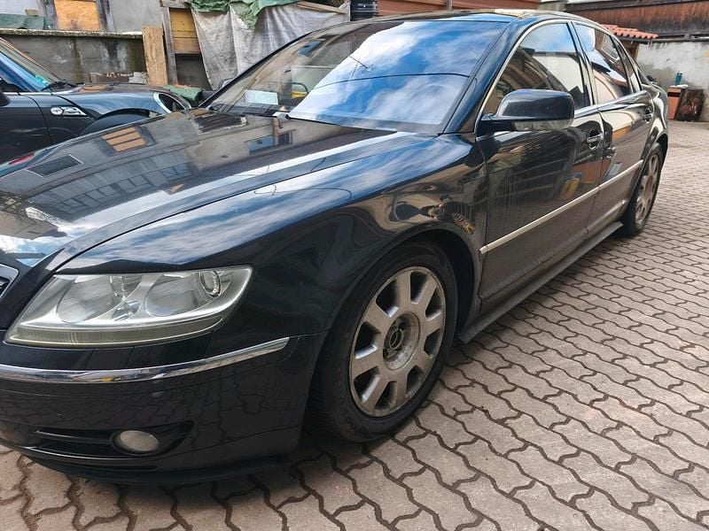 Gebraucht VW Phaeton 335 PS (246 kW) 2004 Schwarz Limousine