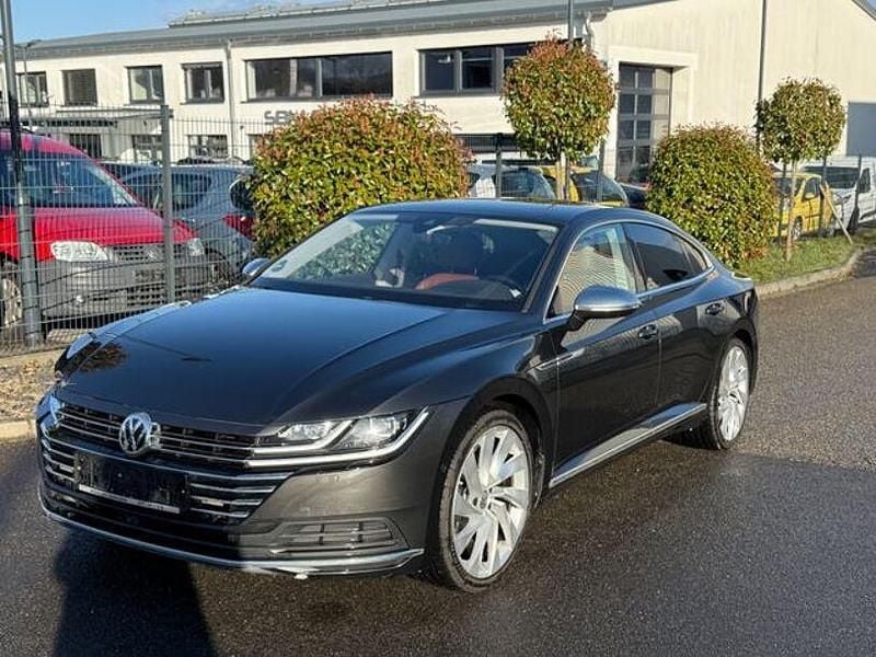 Gebraucht VW Arteon Elegance 190 PS (139 kW) 2018 Grau Kleinwagen
